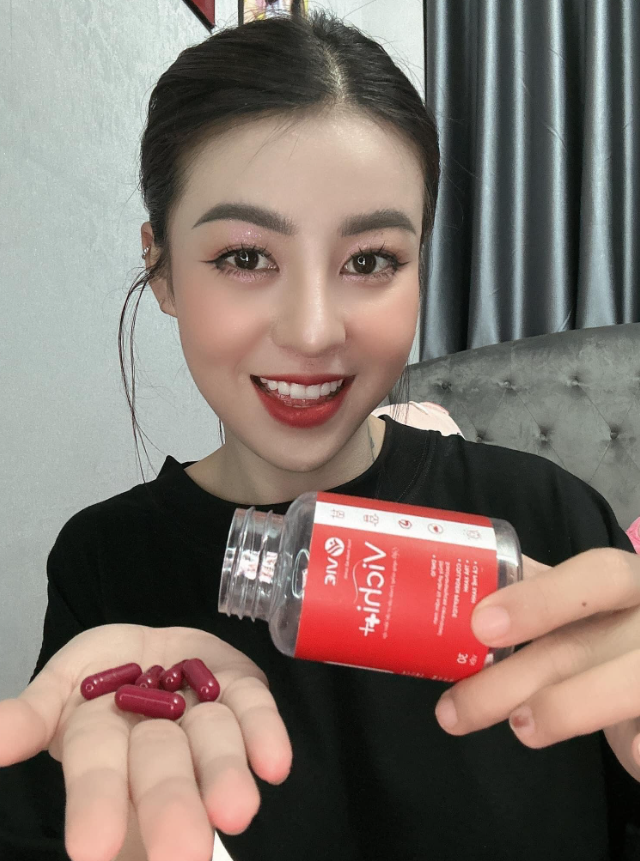 Viên Giảm Cân Vichi++ được chiết xuất từ các thành phần thảo mộc thiên nhiên và đã được Bộ Y tế kiểm nghiệm, chứng nhận an toàn