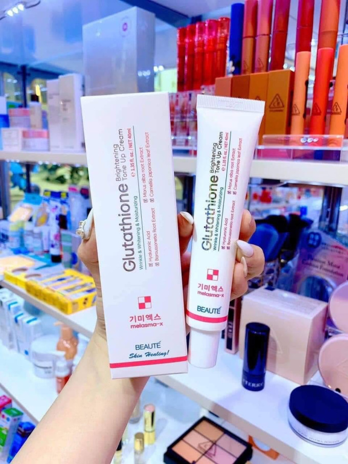 Kem Dưỡng Trắng Melasma X Glutathione Brightening Tone Up Cream 40ml